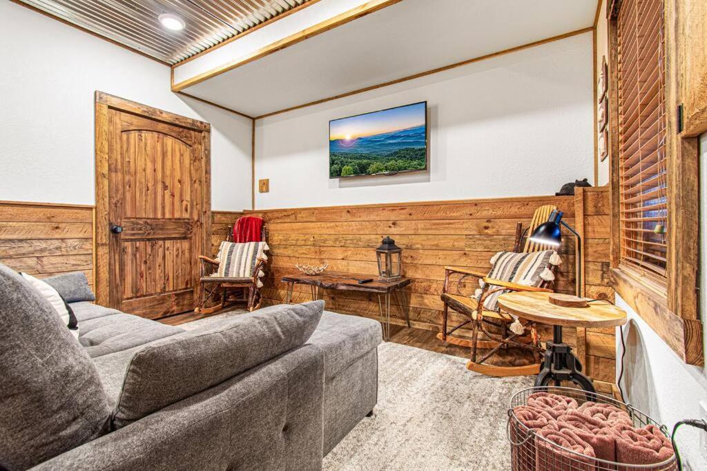 Cherry Log Summit Cabin By Bk Stays - Family Friendly - Playground - Game Room - Jacuzzi - Amazing Mountain Views Exterior photo